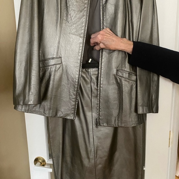 3 piece leather suit - Picture 4 of 6